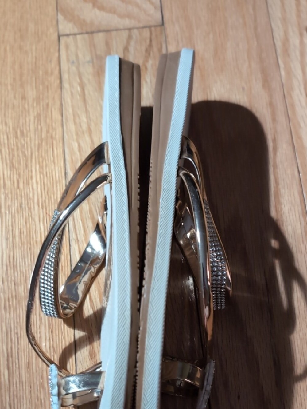 New Rhinestone Flat Sandals - Picture 6 of 7